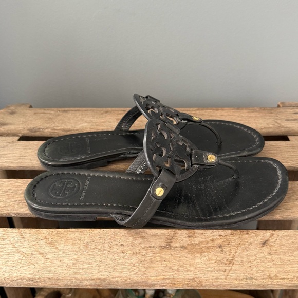 ✨Tory Burch Miller black leather sandal size 8.5 A30 - Picture 3 of 12